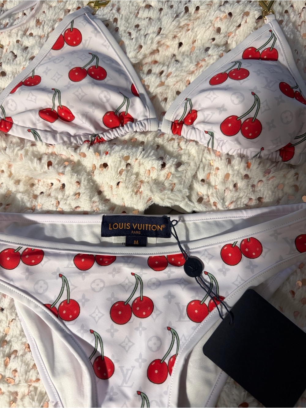 Swin suit - Picture 3 of 7